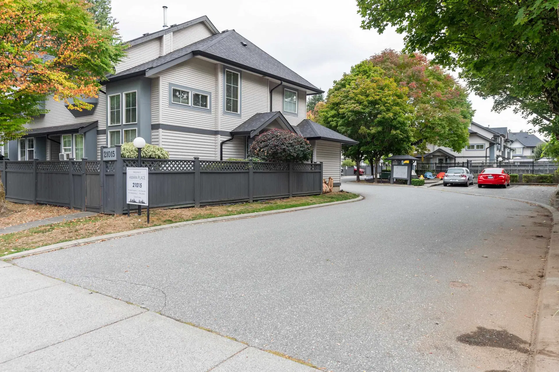 Photo 2 of 36 at #8 – 21015 118 Avenue