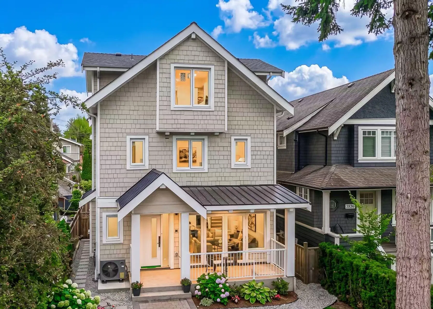 #1 – 3638 3rd Avenue