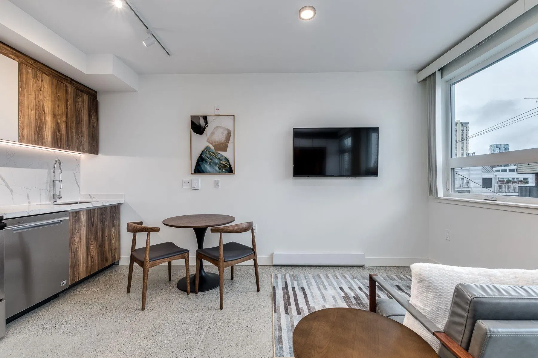 Photo 2 of 16 at #104 – 1170 Barclay Street