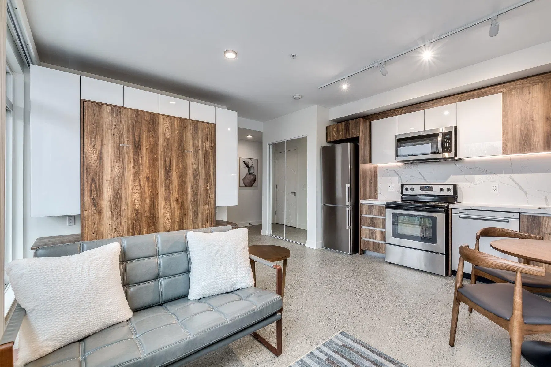 Photo 4 of 16 at #104 – 1170 Barclay Street