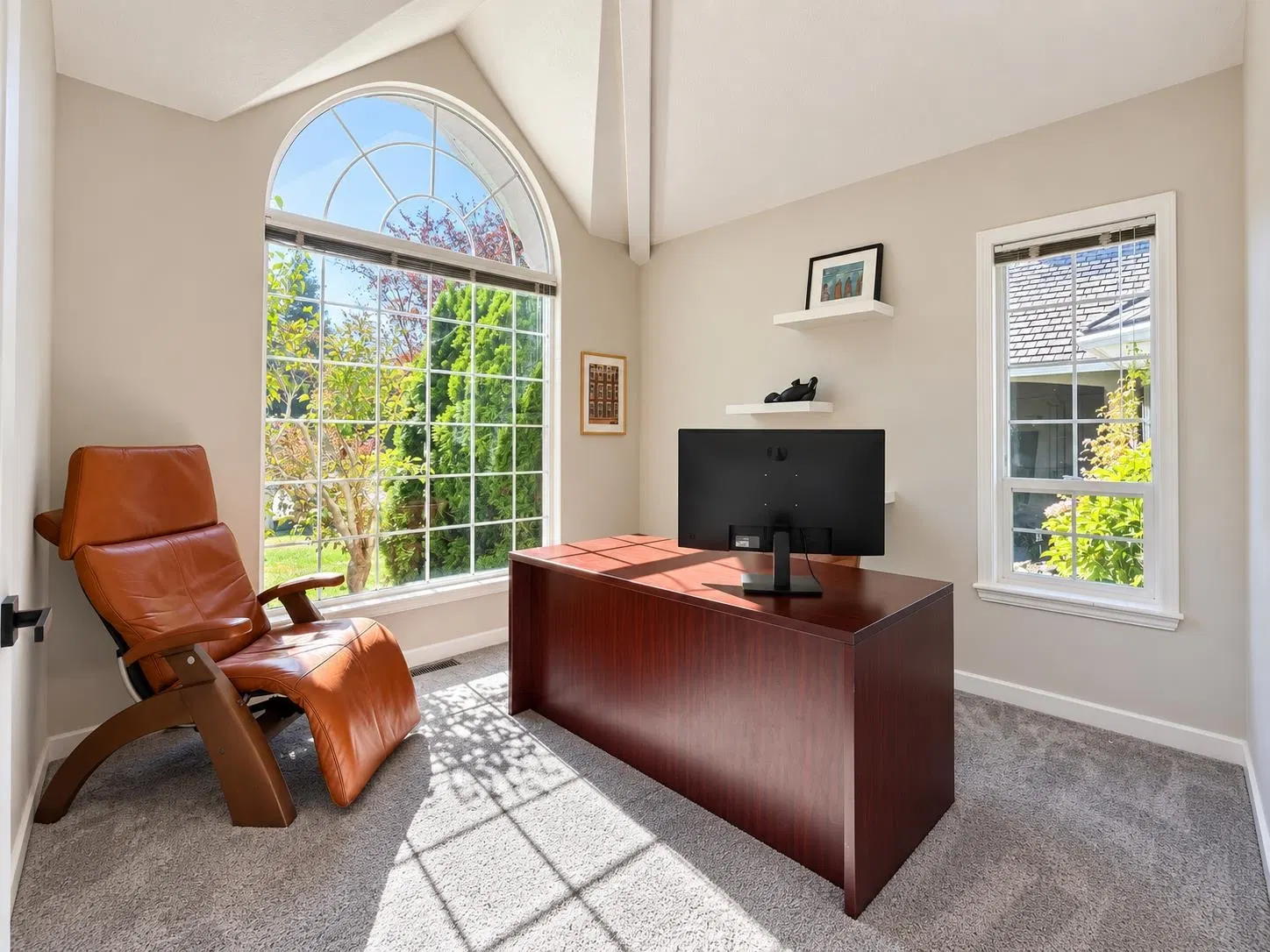Photo 4 of 40 at 33163 Hawthorne Avenue