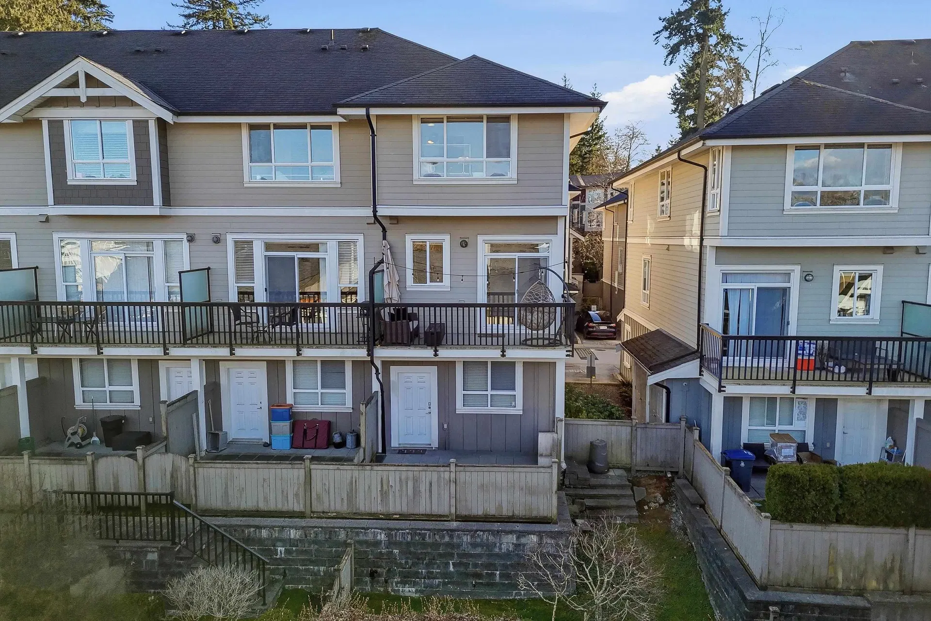 Photo 3 of 32 at #40 – 2955 156 Street