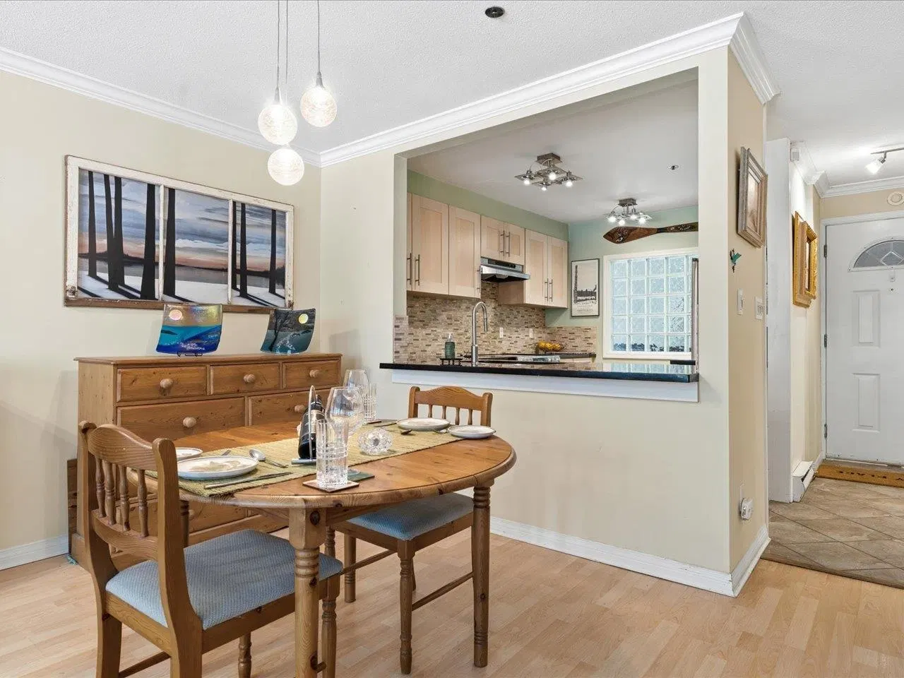 Photo 2 of 24 at #201 – 3220 W 4th Avenue