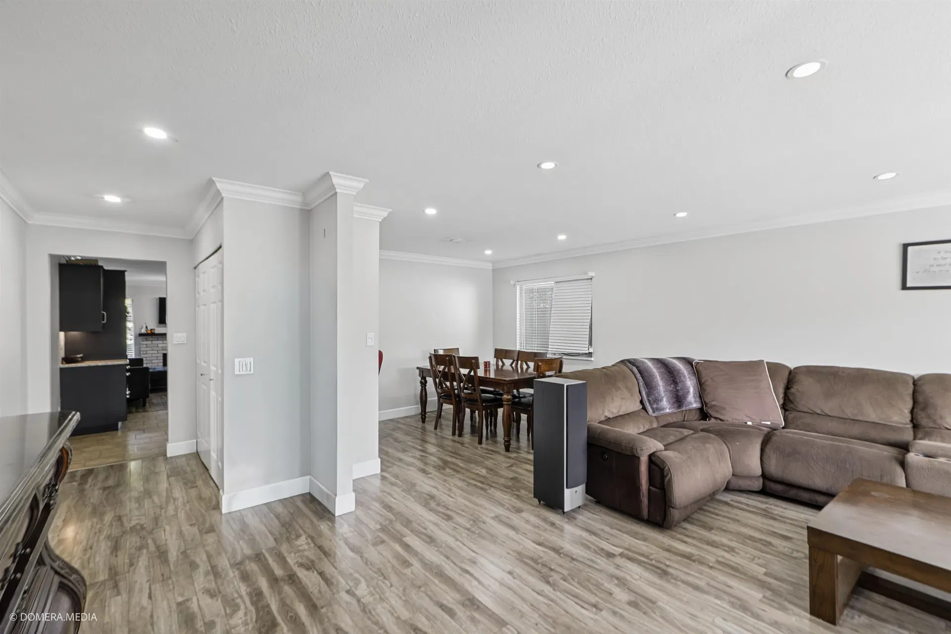Photo 4 of 30 at 6165 192 Street