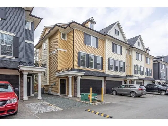 #19 – 1640 Mackay Crescent