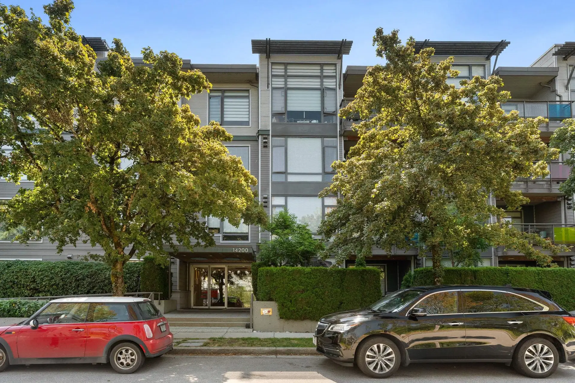 #302 – 14200 Riverport Way