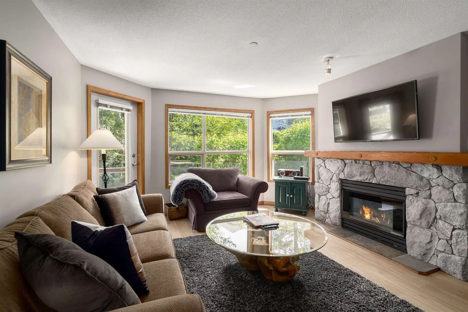 #243 – 4800 Spearhead Drive