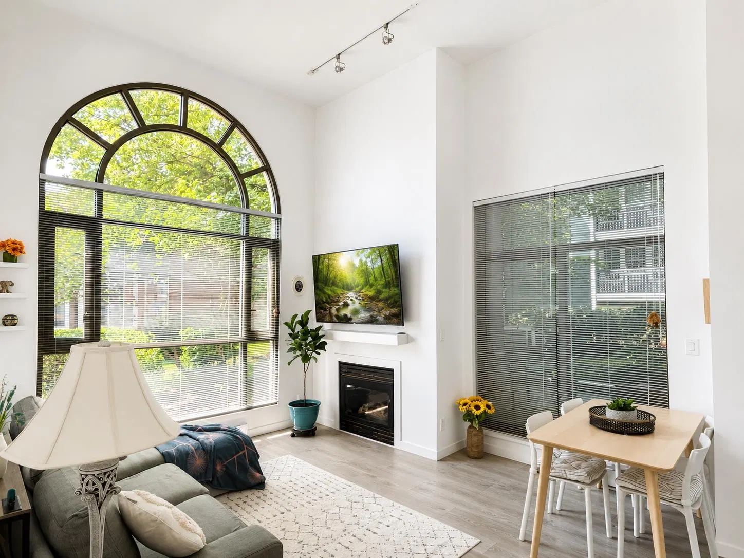 Photo 3 of 33 at #101 – 3070 Guildford Way