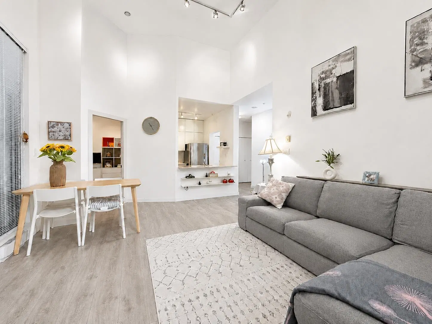 Photo 5 of 33 at #101 – 3070 Guildford Way