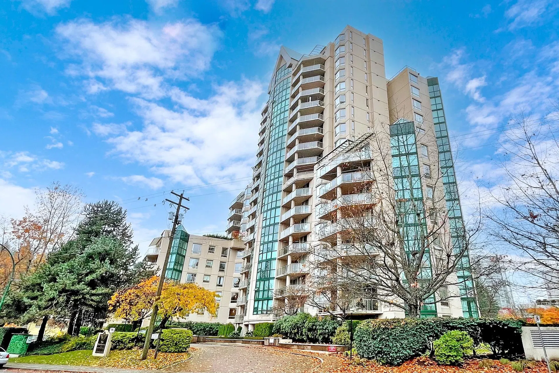 Photo 1 of 40 at #1305 – 1190 Pipeline Road