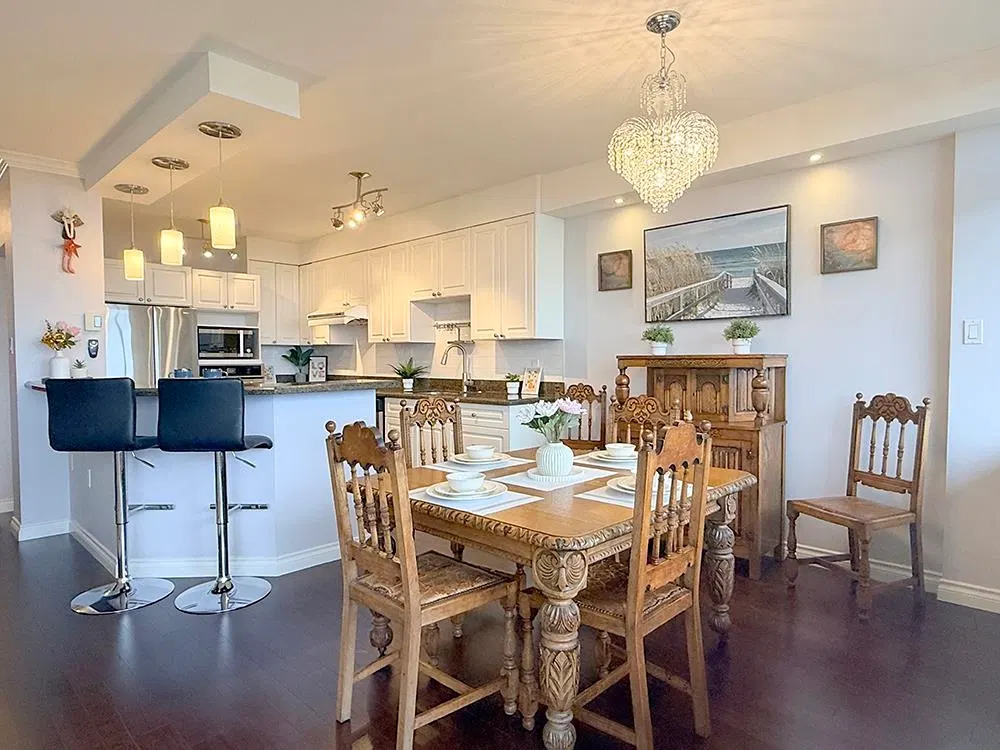 Photo 3 of 24 at #1606 – 6611 Minoru Boulevard