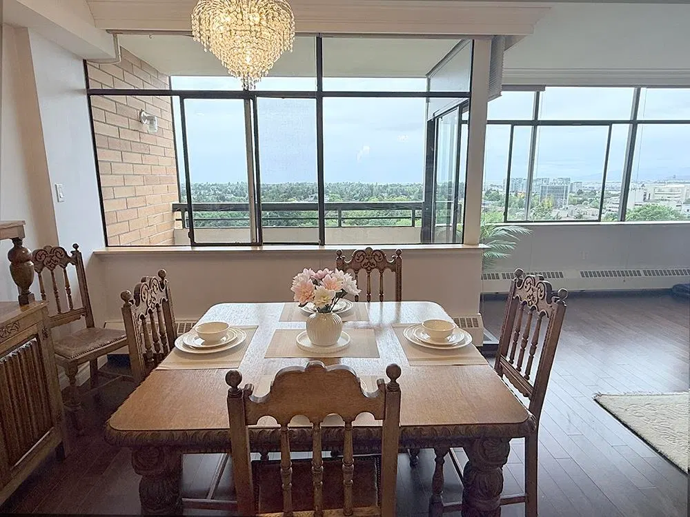 Photo 5 of 24 at #1606 – 6611 Minoru Boulevard