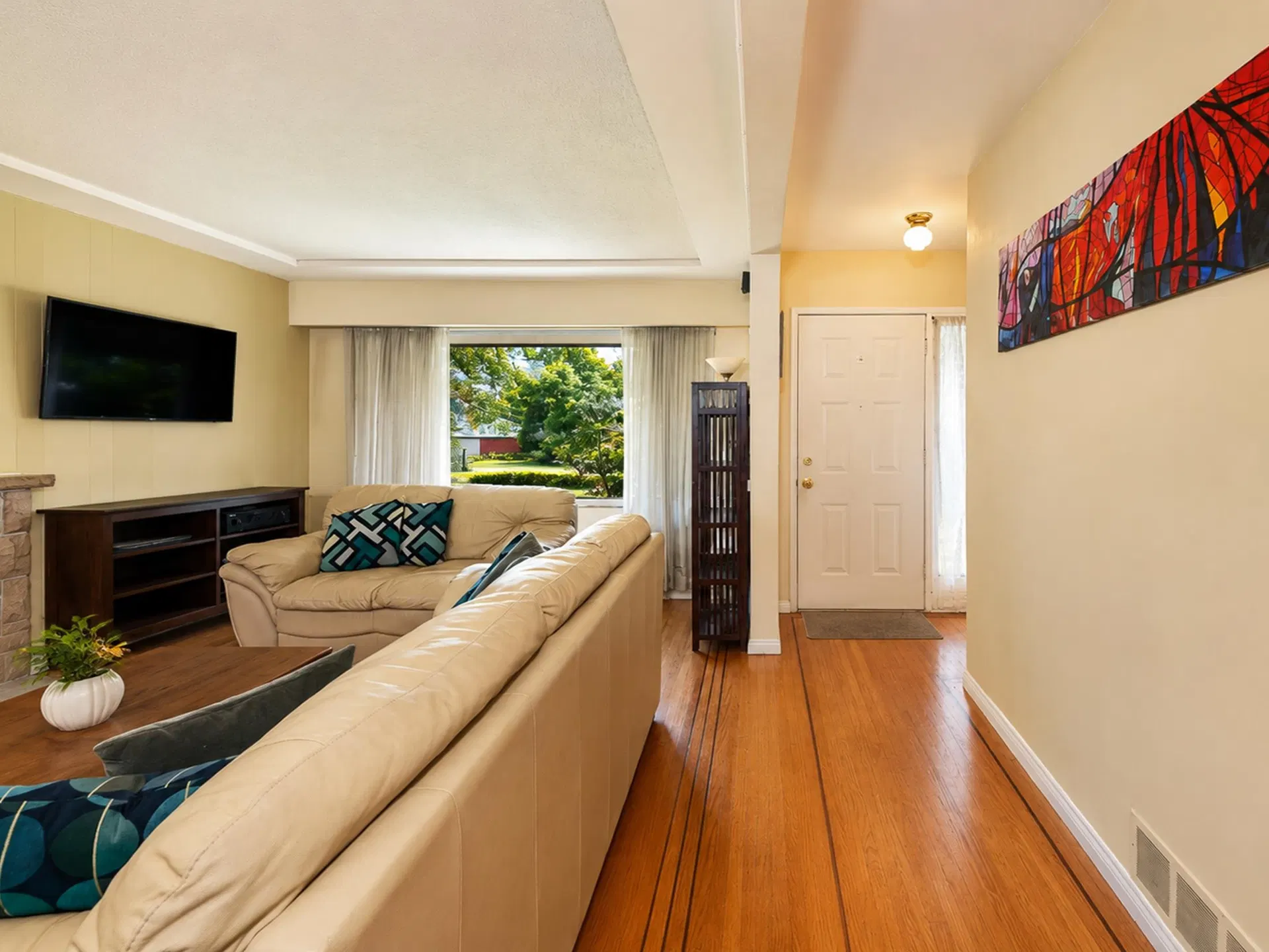Photo 4 of 36 at 8259 10th Avenue