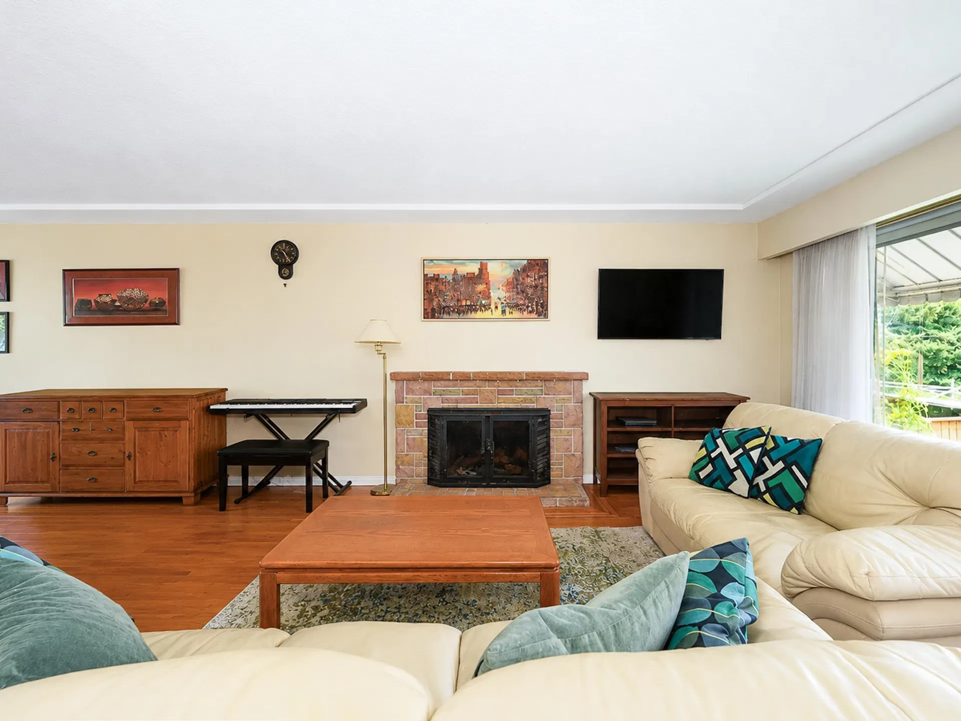 Photo 5 of 36 at 8259 10th Avenue