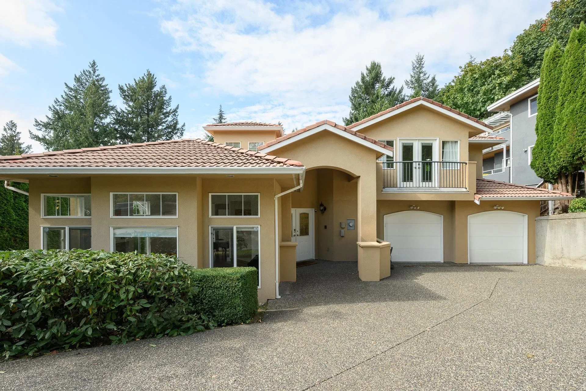 Photo 1 of 40 at 2757 Chelsea Court