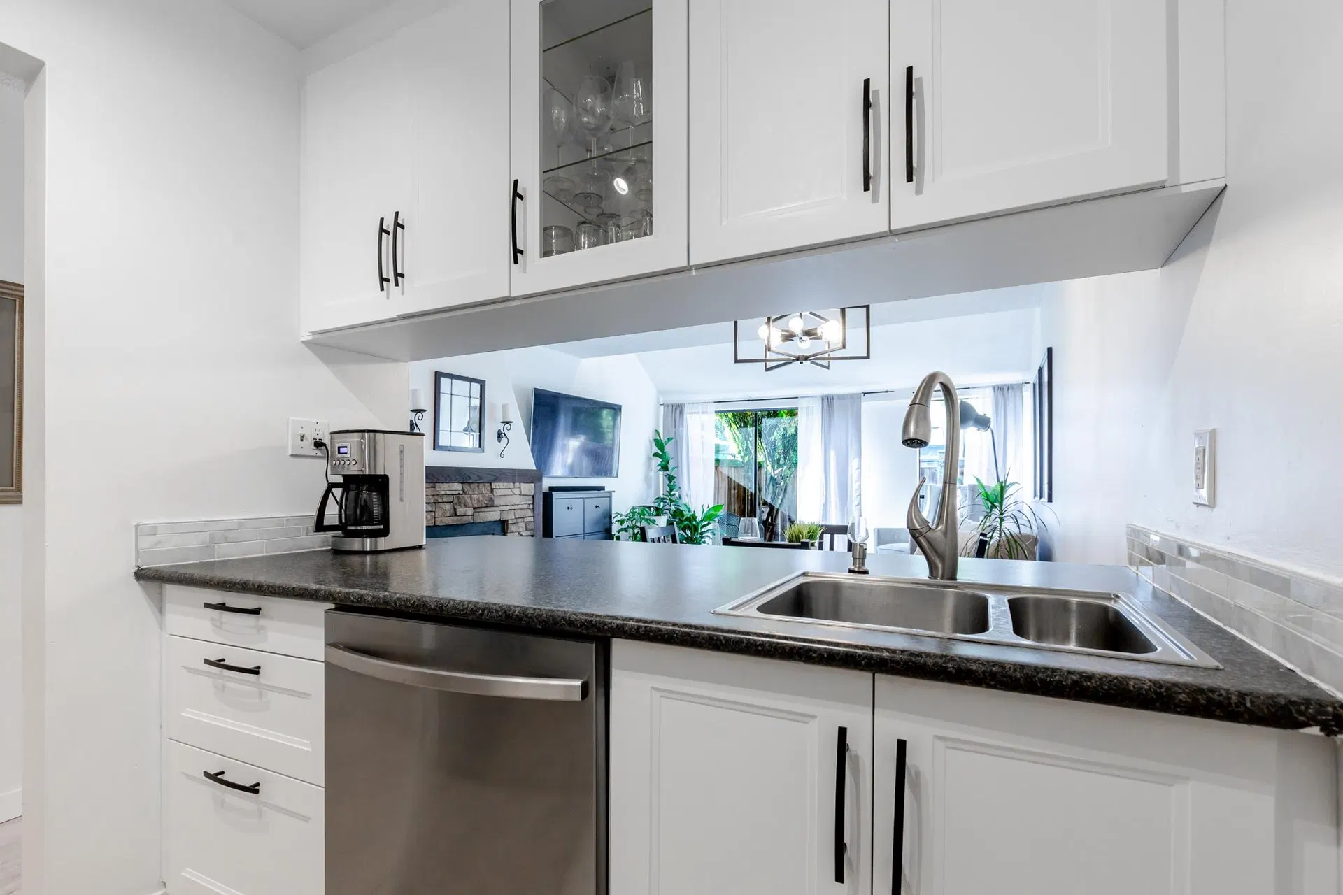 Photo 5 of 39 at #64 – 17710 60 Avenue