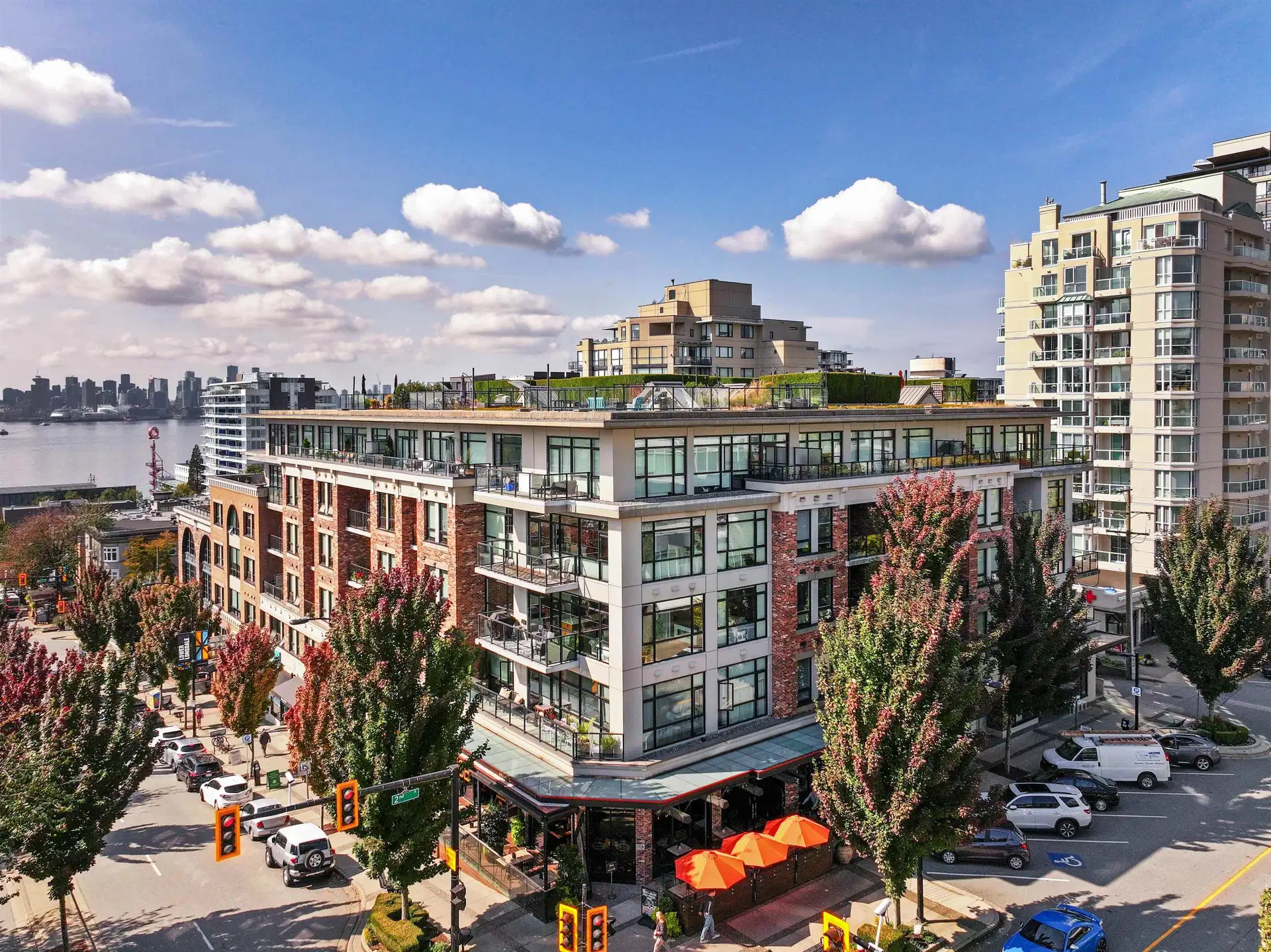 #414 – 105 2nd Street