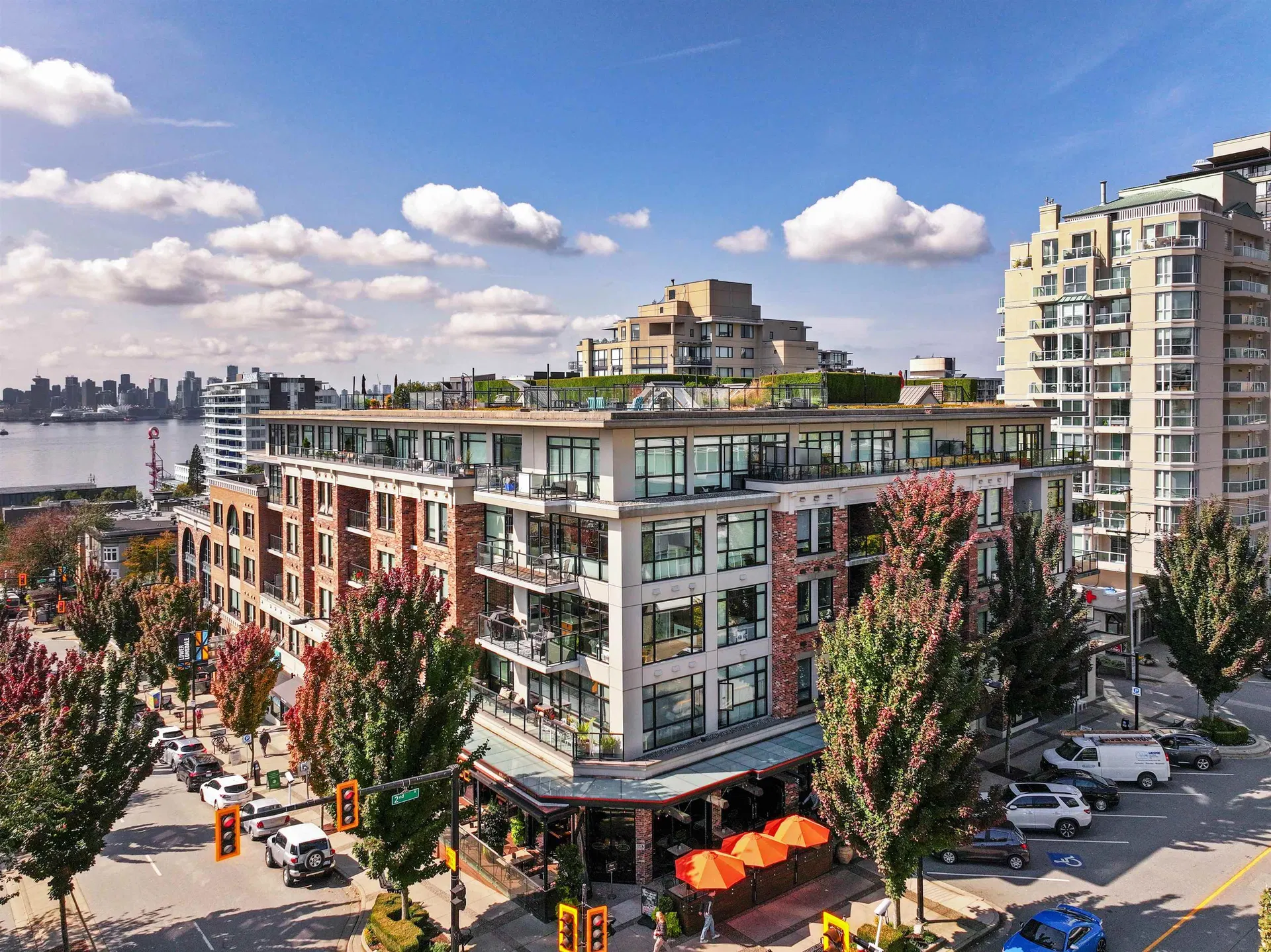 #414 – 105 2nd Street