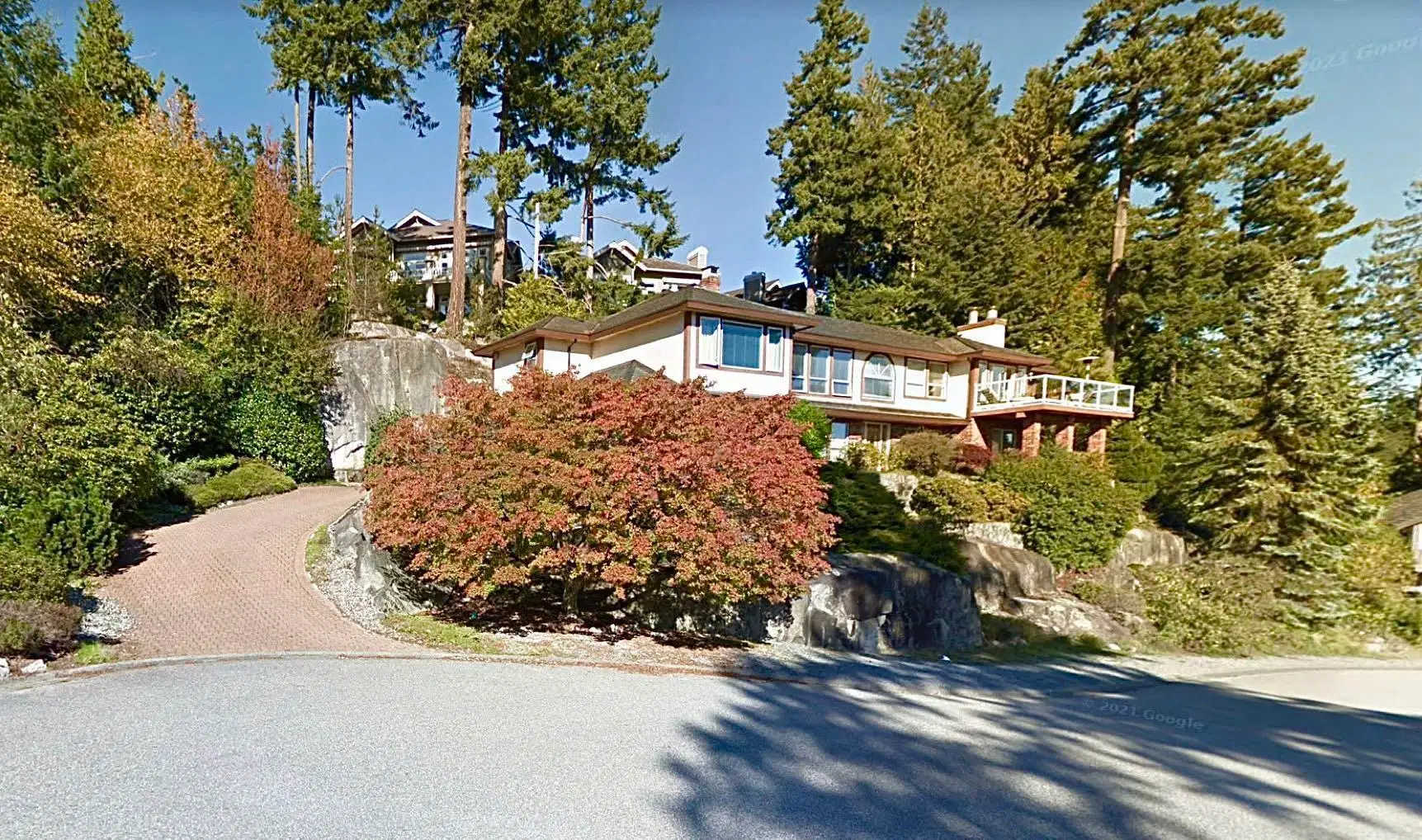 4815 Headland Close