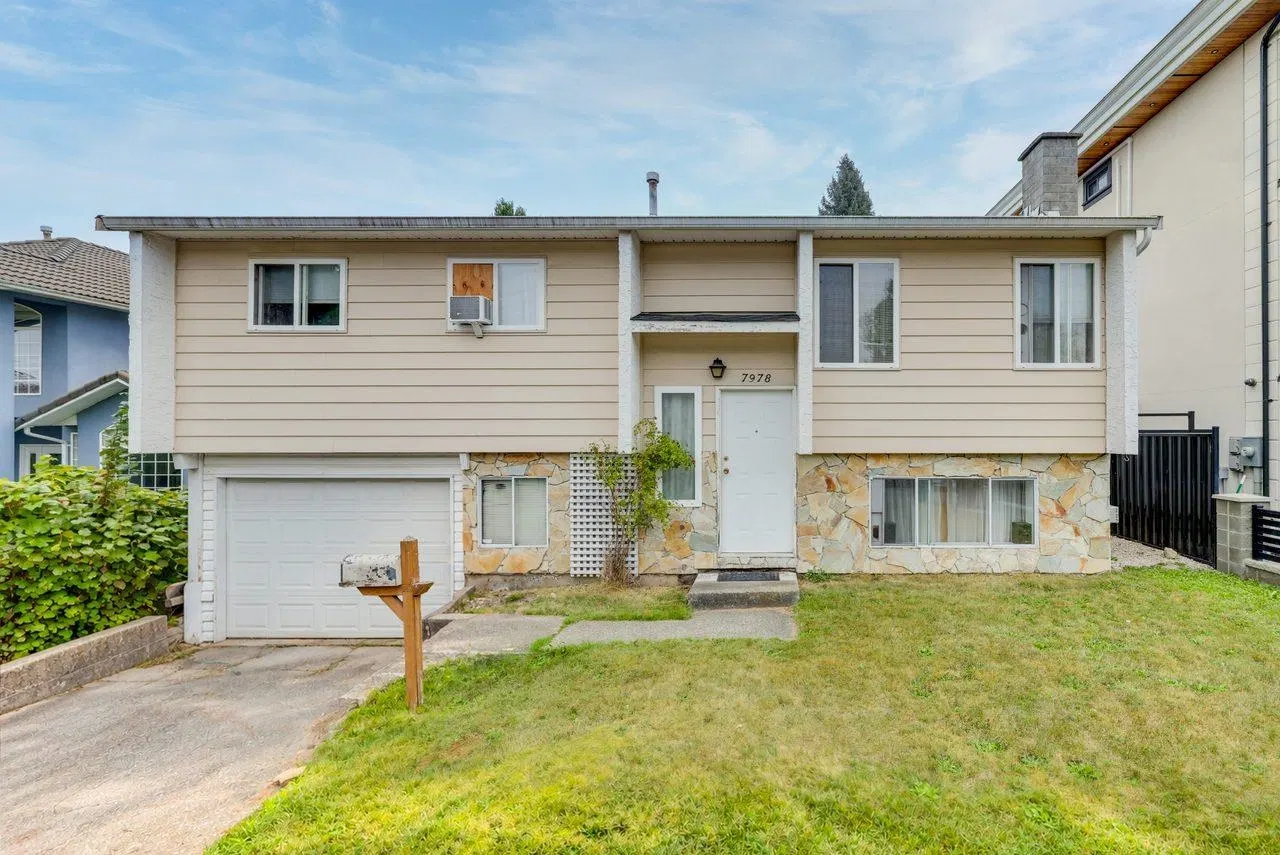 Photo 1 of 28 at 7978 126a Street