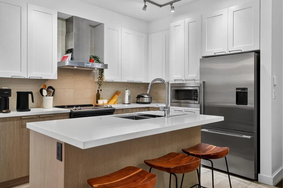 Photo 3 of 31 at #103 – 611 Regan Avenue