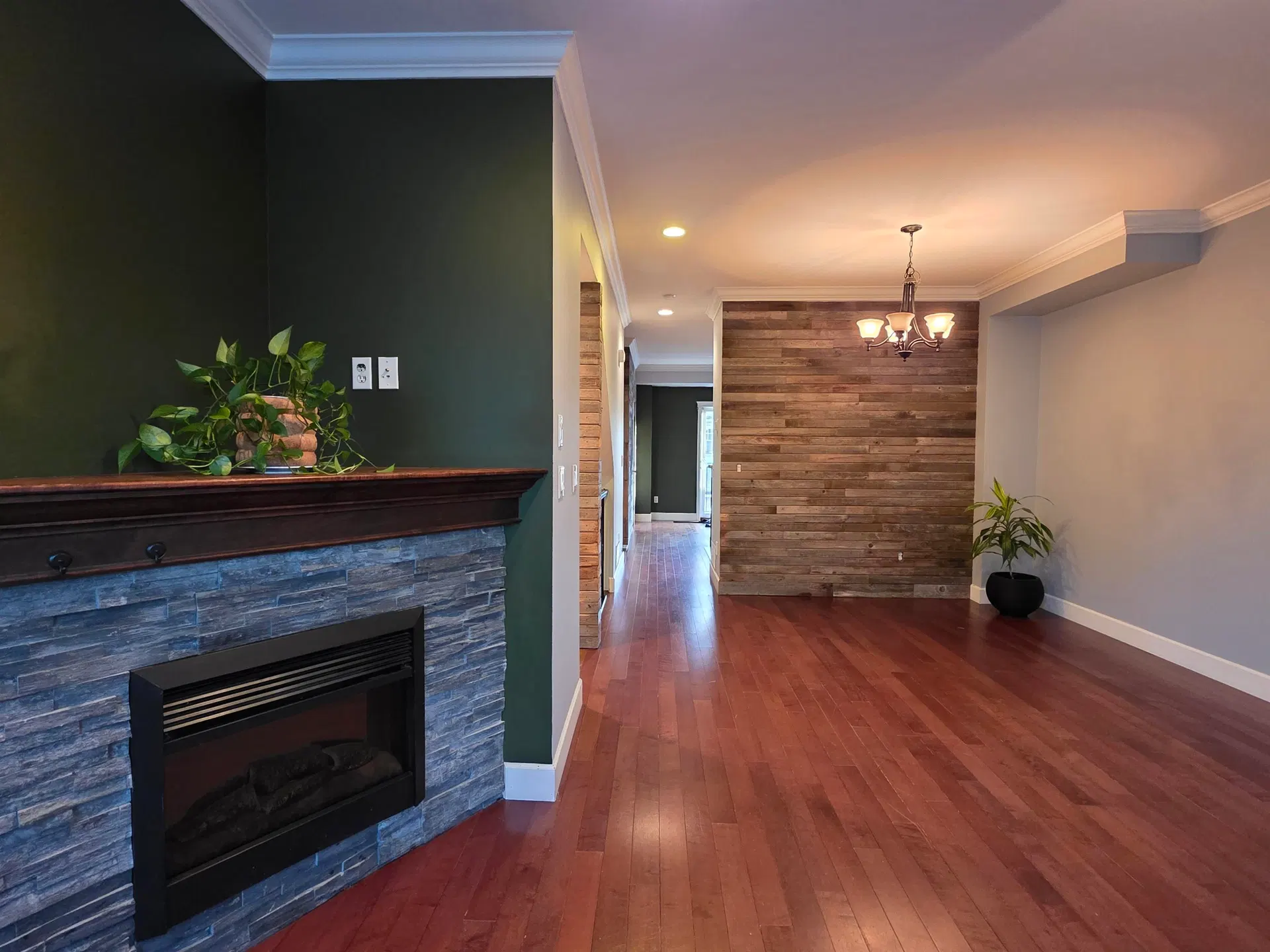 Photo 3 of 40 at #3 – 32792 Lightbody Court