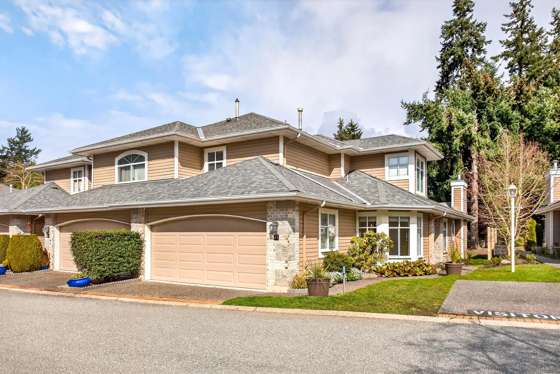 Photo 1 of 36 at #21 – 15273 24 Avenue