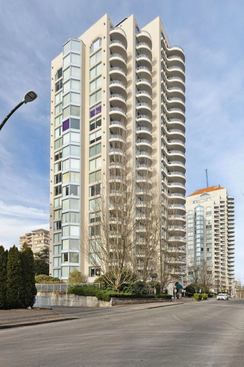#1604 – 739 Princess Street