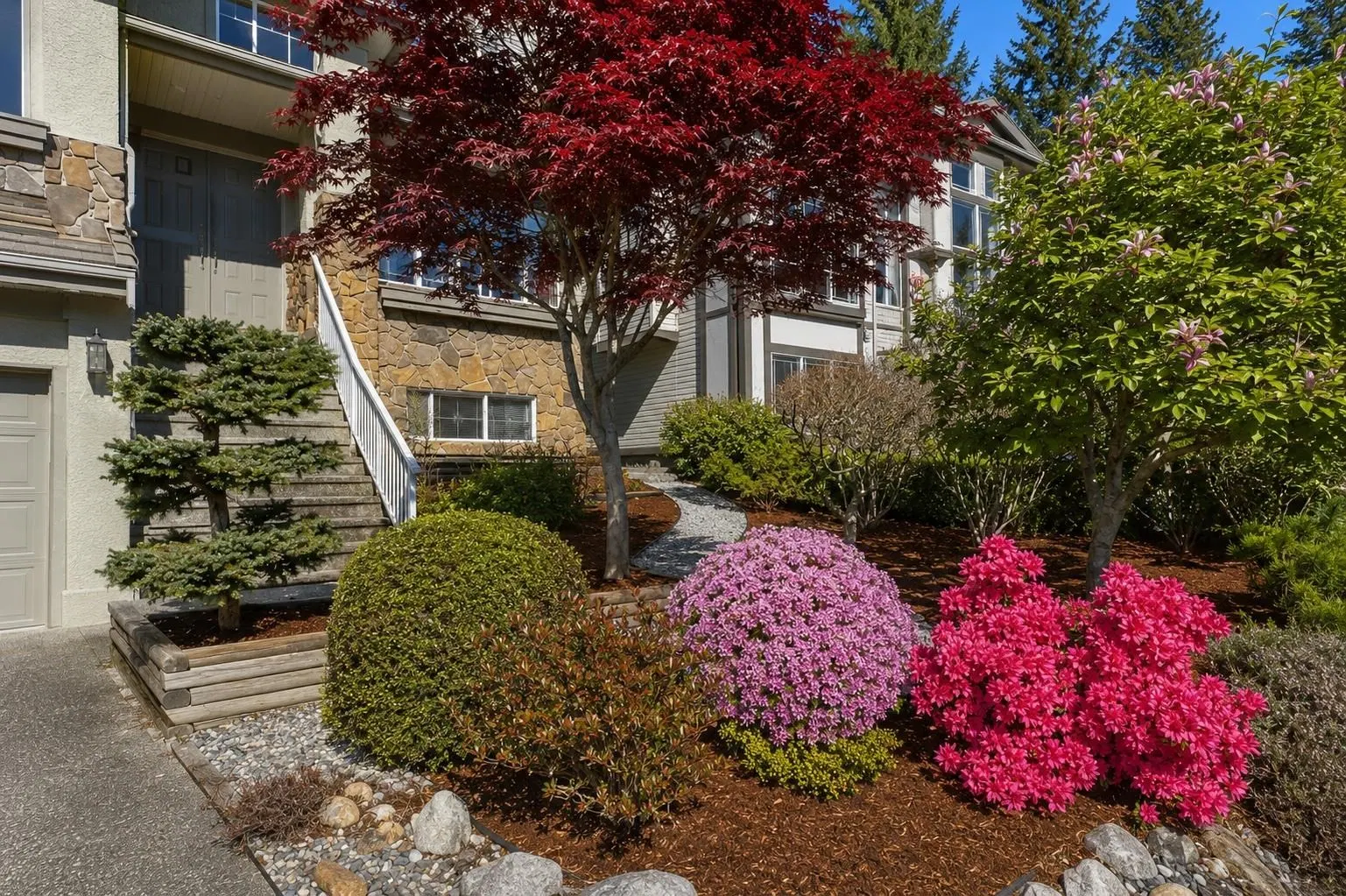 Photo 5 of 40 at 98 Linden Court