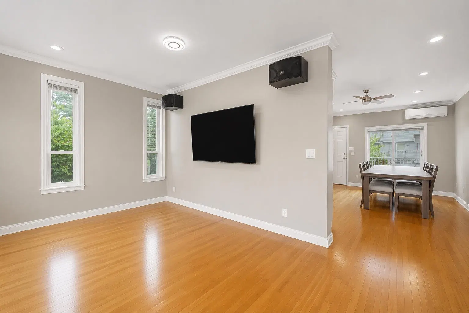 Photo 5 of 36 at 4694 Northview Court