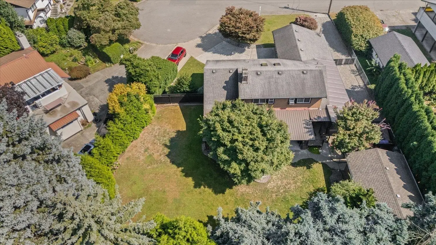 1752 Cedar Place