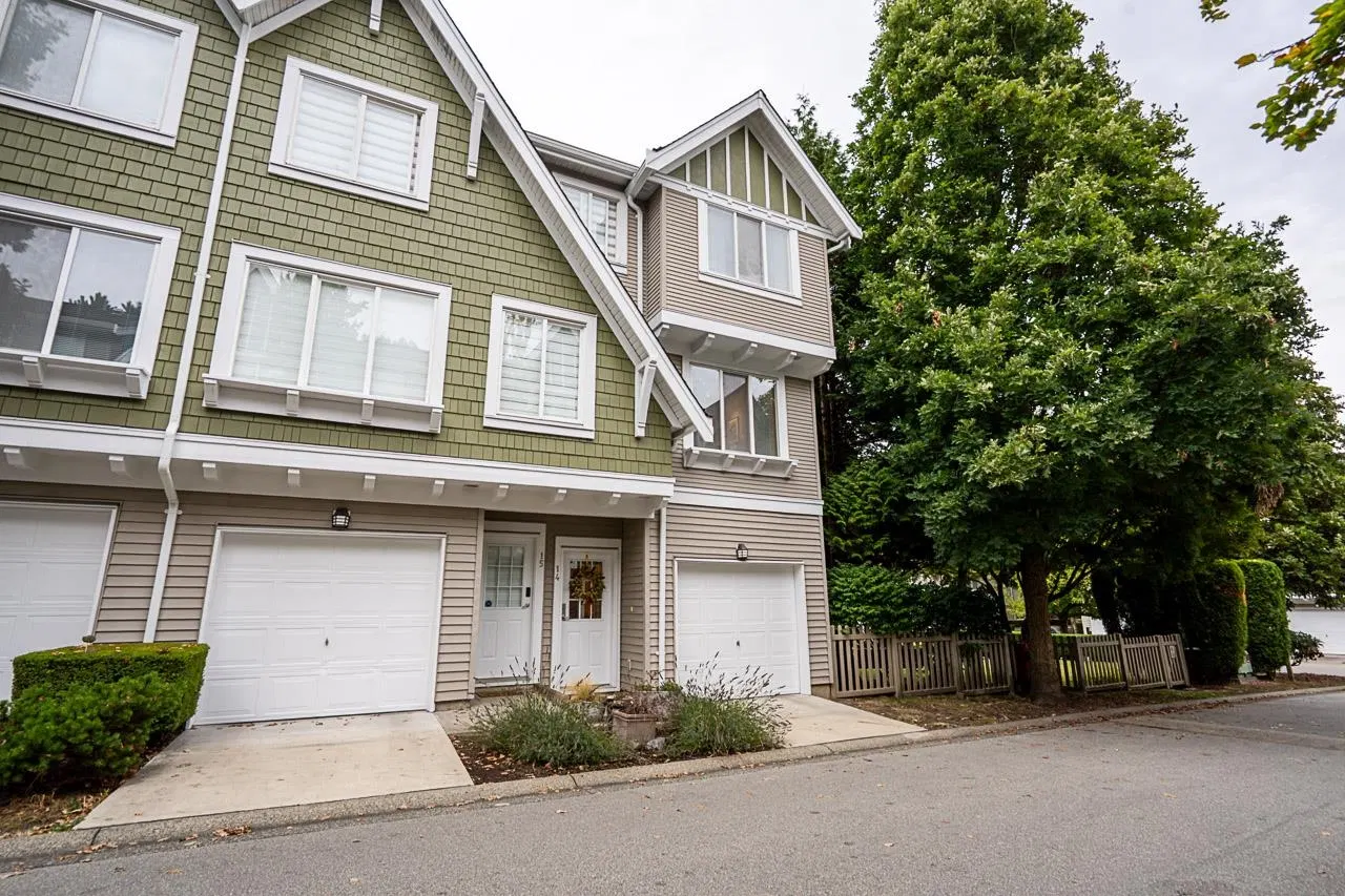 Photo 3 of 32 at #14 – 8775 161 Street
