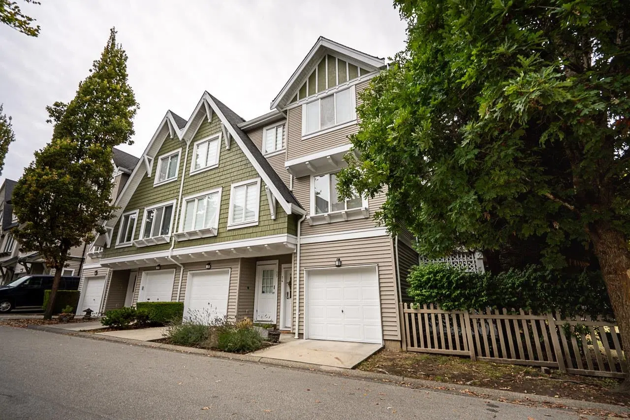Photo 5 of 32 at #14 – 8775 161 Street